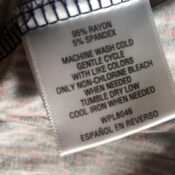 Short sleeve top in 1x from J and M - Picture 3 of 3